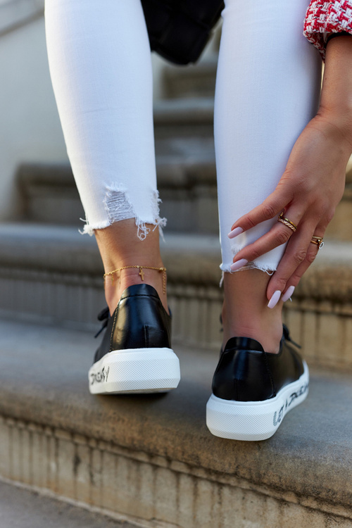 Damskie Skórzane Tenisówki Z Ozdobą Czarne Carrey