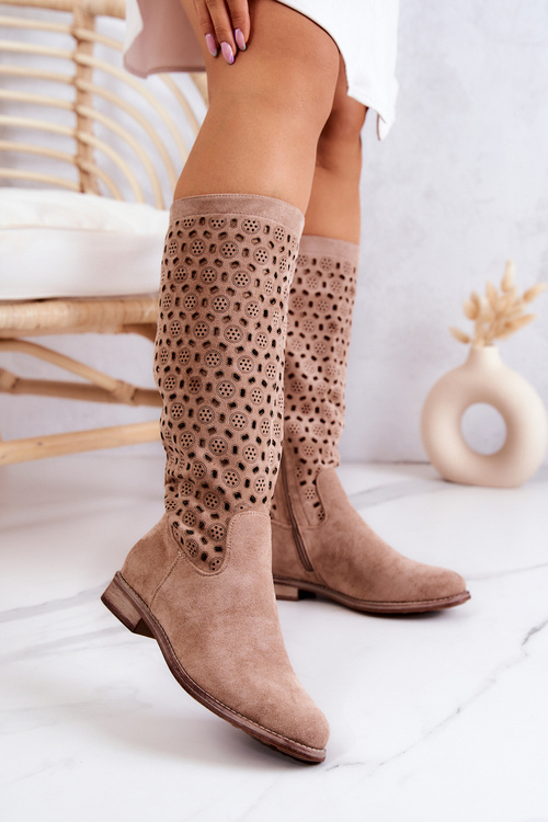 Zamszowe Kozaki Z Ażurowym Wzorem Beżowe Darnell