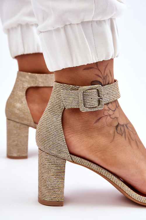 Błyszczące Sandałki Na Obcasie Złote Maxim