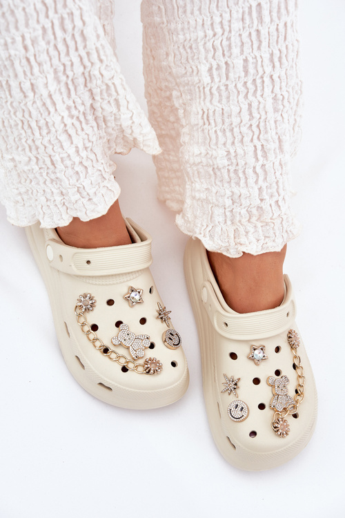 Piankowe Klapki Damskie Z Przypinkami Beżowe Linaviela