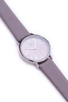 Odcienie szarości i srebra