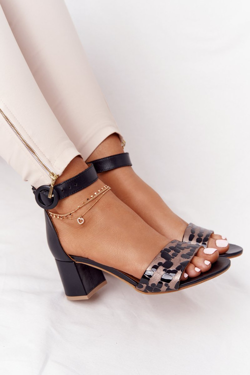 Skórzane Sandały Na Obcasie Maciejka 04141-46 Czarno-Złote