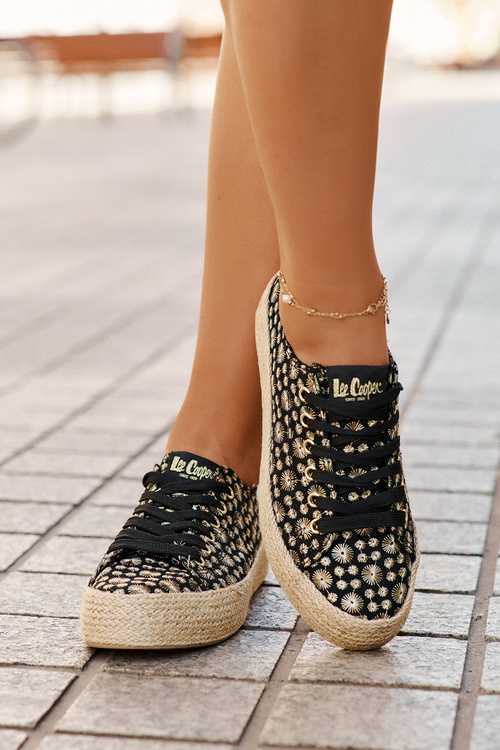 Wzorzyste Trampki Damskie Na Platformie Z Plecionką Lee Cooper LCW-25-08-3647L Czarne