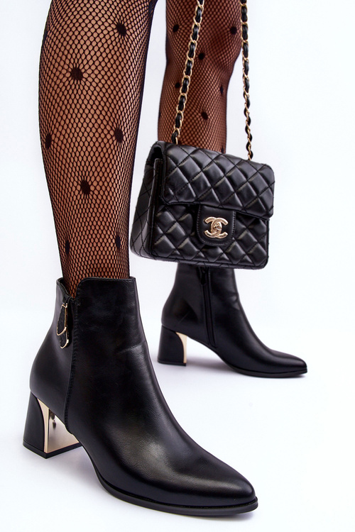 Skórzane Ocieplane Botki Na Słupku Czarne Amanis