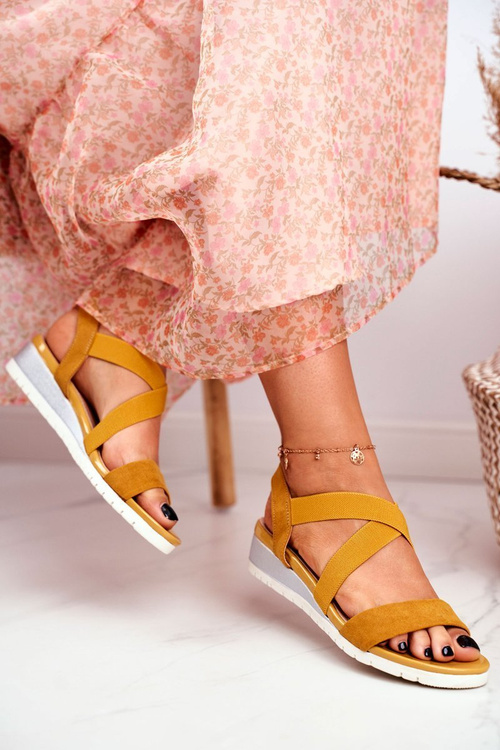 Sandałki Damskie Na Koturnie Żółte Wsuwane Harper