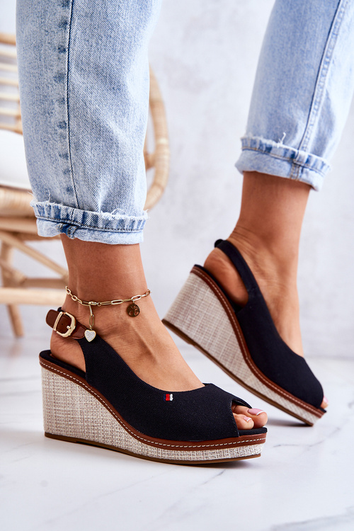 Damskie Wygodne Sandały Na Koturnie Czarne Thallas