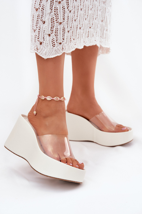 Klapki Damskie Na Koturnie Z Transparentnym Paskiem Białe Zolretia