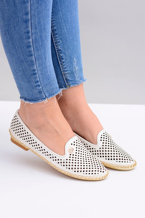 Lu Boo | Białe Ażurowe Balerinki Lordsy Stylish