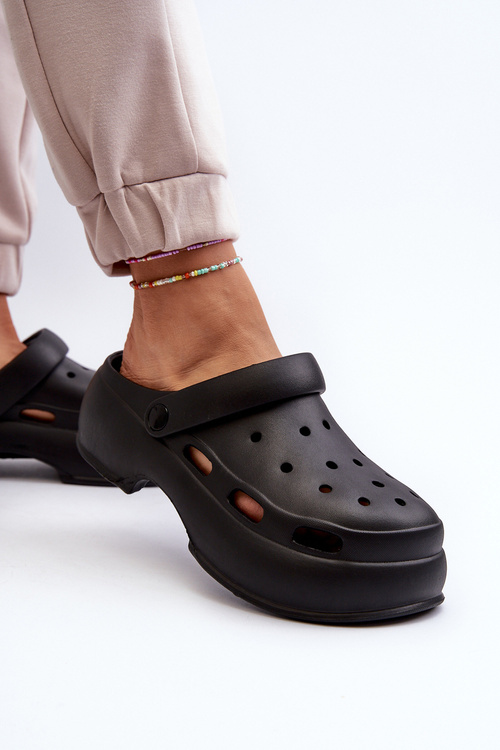 Piankowe Klapki Damskie Na Masywnej Podeszwie Czarne Danollia