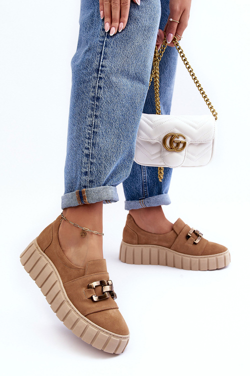 Zamszowe Półbuty Damskie Na Platformie Z Ozdobą Ciemnobeżowe Lewski 3398