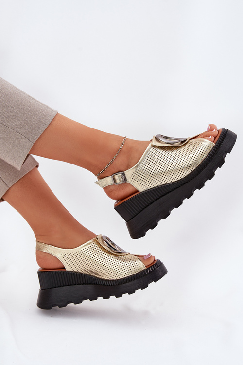 Skórzane Sandały Damskie Na Koturnie Z Ozdobą Artiker 56C0109 Złote