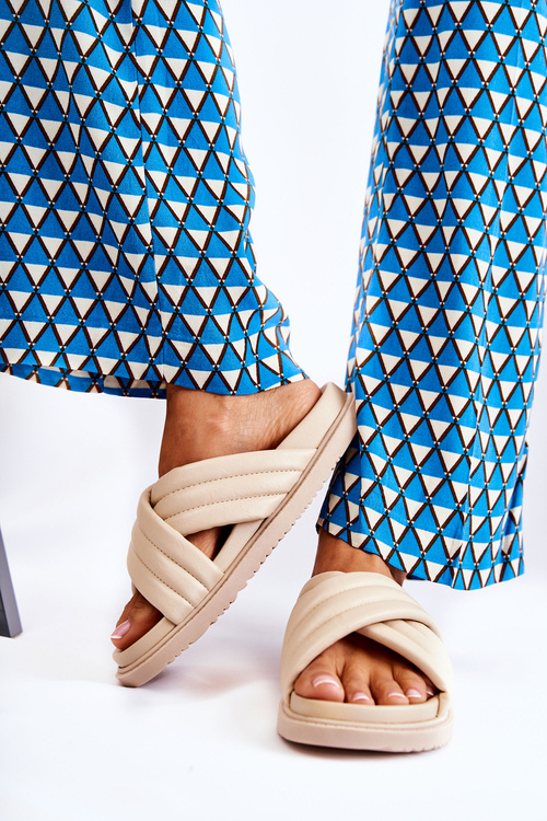 Klasyczne Damskie Klapki Skórzane Beżowe Daron