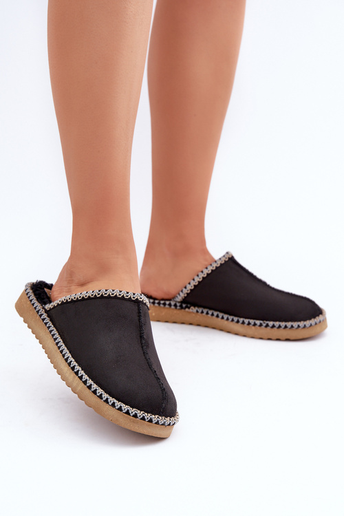 Obuwie Domowe Kapcie Z Haftem Damskie Inblu EY000028 Czarne