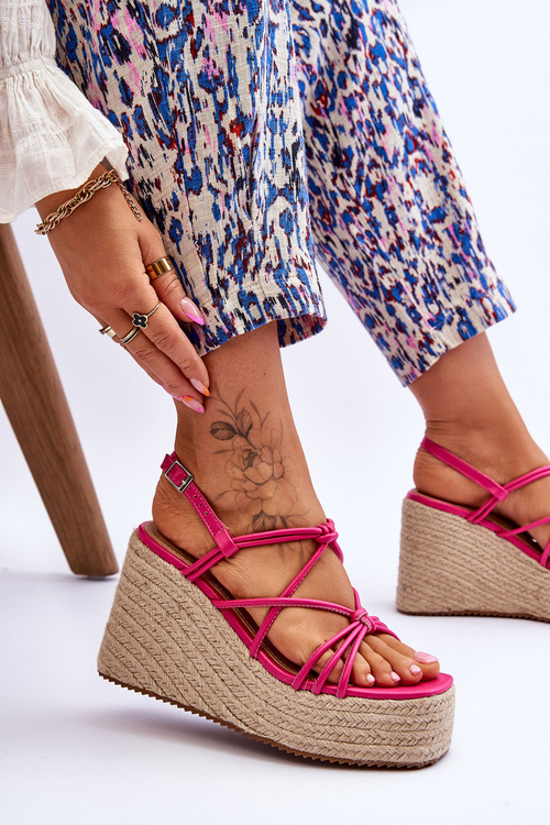 Modne Sandały Na Koturnie Z Plecionką Fuksja Nessia