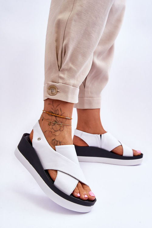 Skórzane Sandały Na Koturnie Białe Morgan