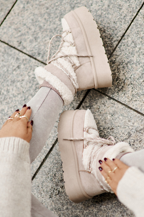 Śniegowce Na Platformie Z Wiązaniem Jasnobeżowe Izathiel