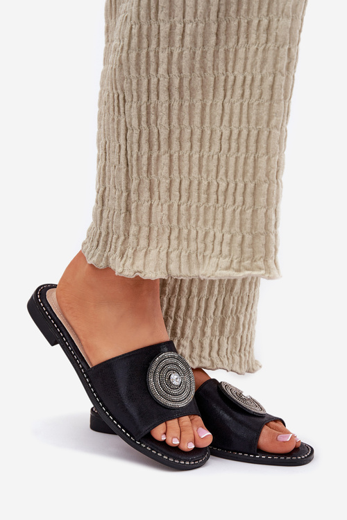 Klapki Damskie Na Płaskim Obcasie Z Ozdobą S.Barski KV51-013 Czarne