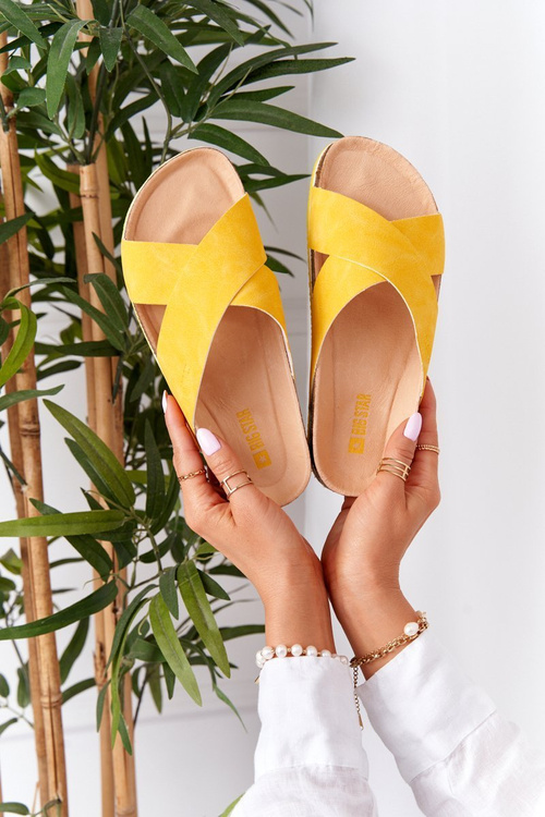 Skórzane Profilowane Klapki Big Star HH274596 Żółte