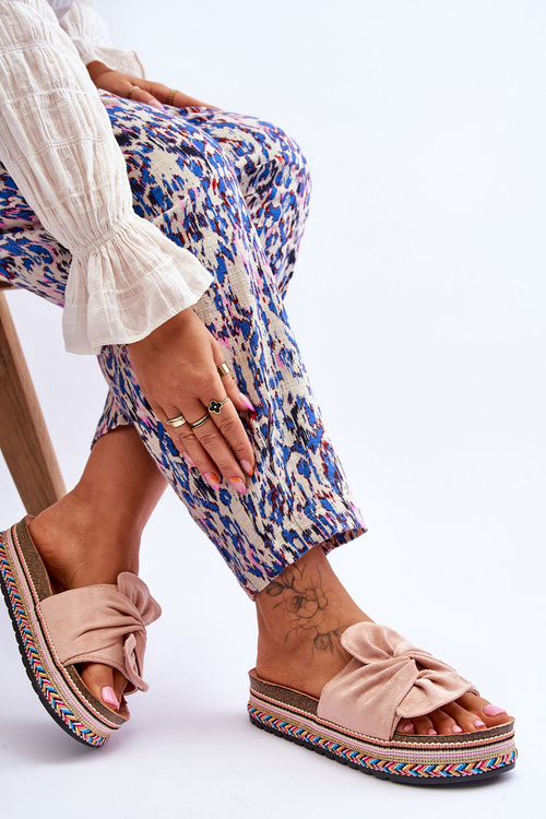 Damskie Klapki Na Masywnej Platformie Jasnoróżowe Terisa