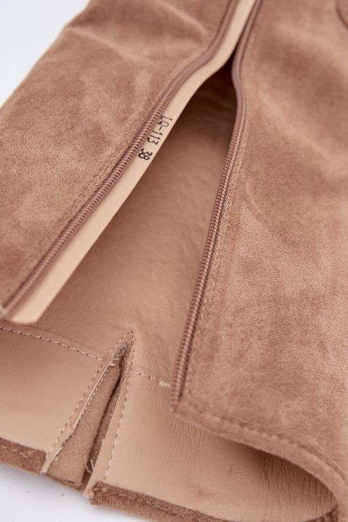 Kozaki Kowbojki Na Słupku Z Klamrami Ciemnobeżowe Fivelle