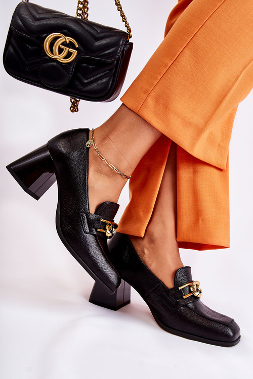 Skórzane Czółenka Z Łańcuchem Laura Messi 2515 Czarne