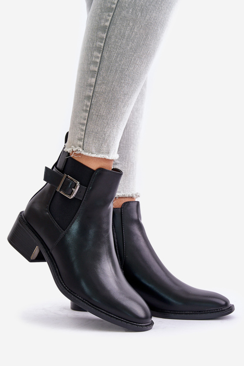 Botki Sztyblety Damskie Na Niskim Obcasie Ze Złotą Klamrą Czarne Vomera