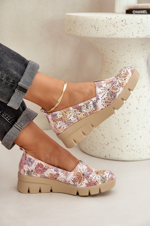 Półbuty Damskie Z Ażurowym Wzorem Na Koturnie Multikolor Lisvia