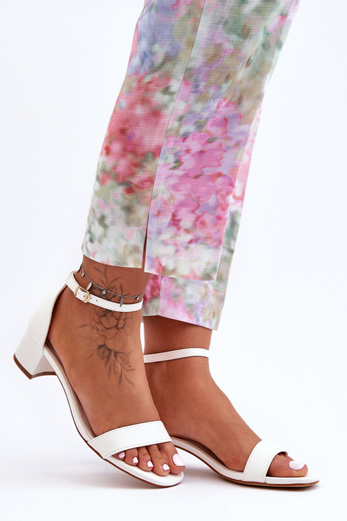 Skórzane Sandałki Na Obcasie Gładkie Białe Inspire Me!