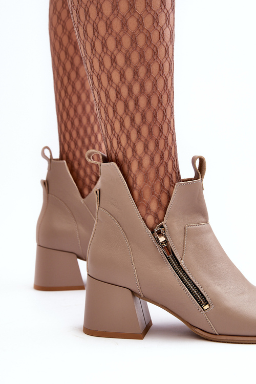 Skórzane Botki Damskie Na Niskim Obcasie Z Wycięciami Zazoo 850 Beżowe