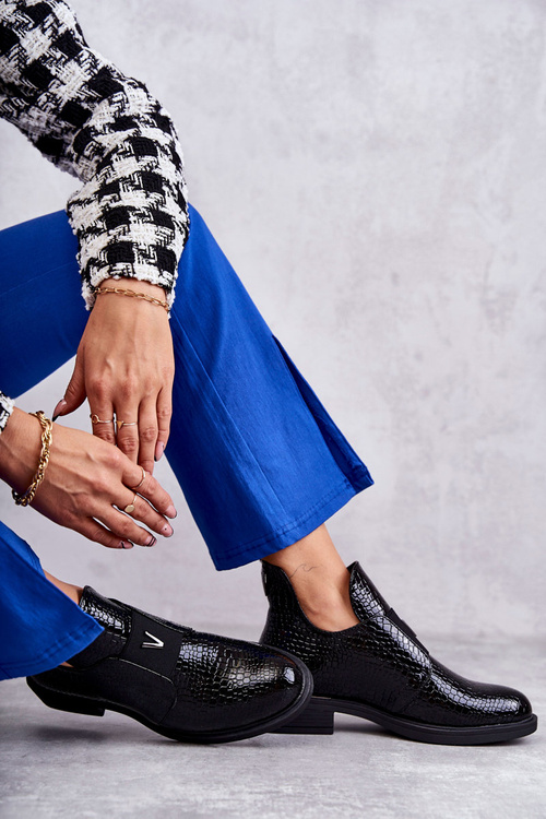 Lakierowane Botki Z Wycięciami Na Płaskim Obcasie Czarne Eunice