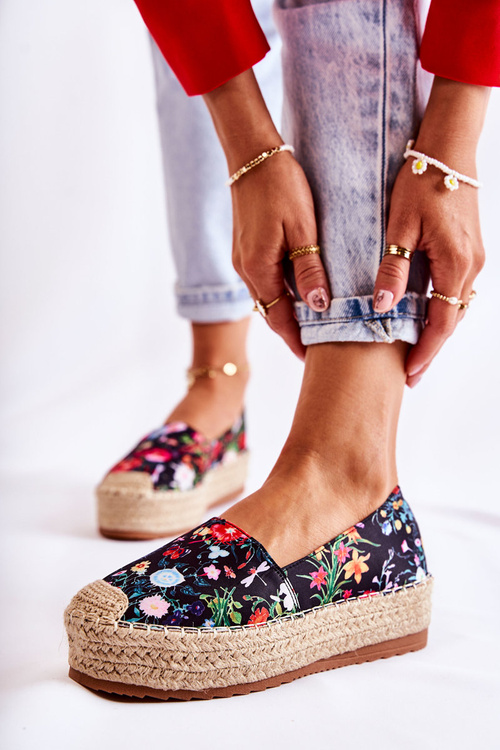 Modne Wsuwane Espadryle W Kwiaty Czarne Morice