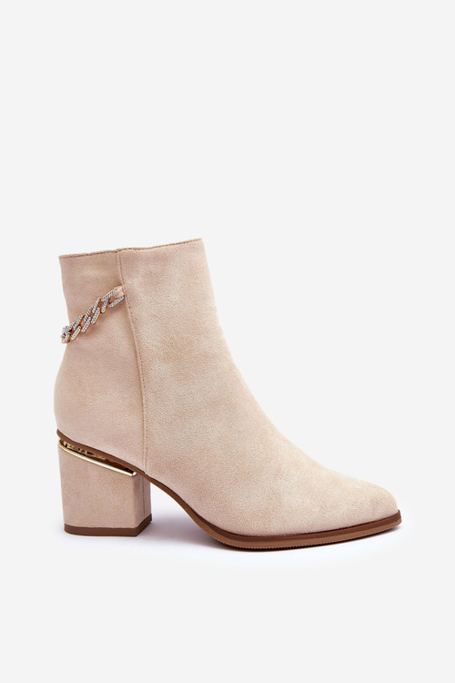 Zamszowe Botki Na Obcasie Z Biżuteryjną Ozdobą Beżowe Jadirel