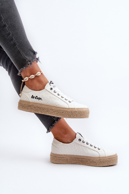 Koronkowe Trampki Damskie Z Plecionką Lee Cooper LCW-24-44-2425 Białe