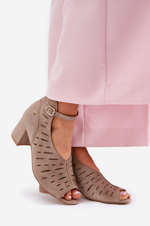 Zamszowe Botki Damskie Na Słupku Maciejka 06893-10 Ciemnobeżowe