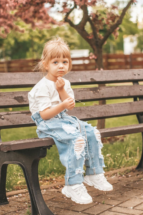 Dziecięce Sneakersy Ze Świecącą Podeszwą LED Białe So Cool!