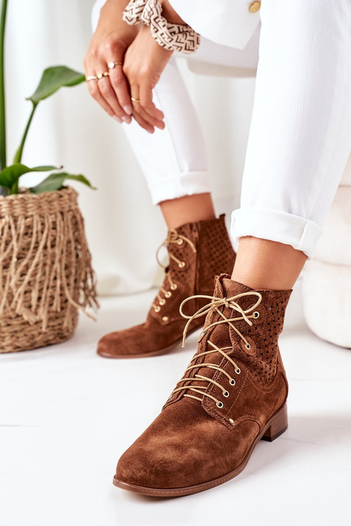 Zamszowe Botki Z Ażurowym Wzorem Brązowe Josie