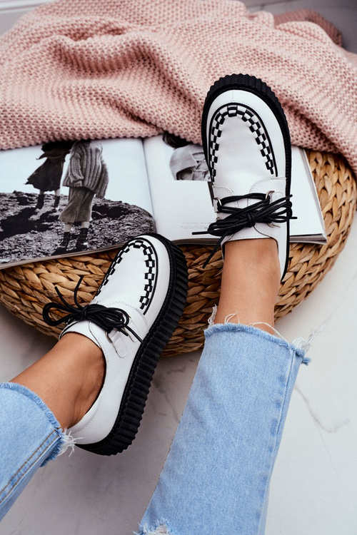 Białe Skórzane Creepersy na Platformie Gocain