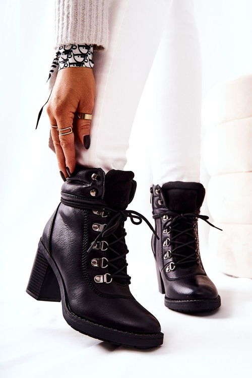 Botki Na Słupku Ocieplane Czarne Charmmis