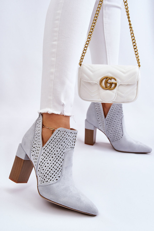 Modne Zamszowe Ażurowe Botki Na Obcasie Szare Genevi