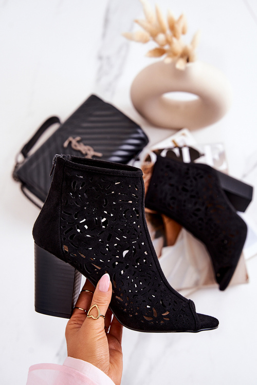 Botki Na Słupku Ażurowe Czarne Brittany