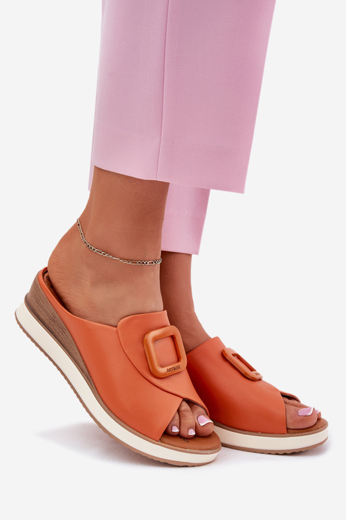 Klapki Damskie Skórzane Na Koturnie Artiker 56C2149 Pomarańczowe