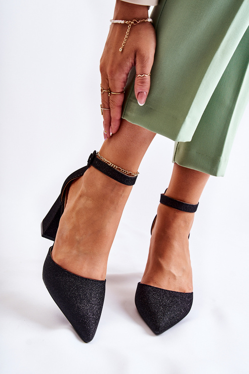 Błyszczące Czółenka Na Słupku Czarne Amira