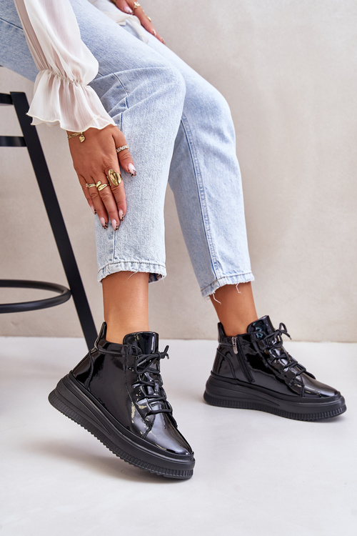 Lekkie Lakierowane Buty Sportowe Na Platformie Skóra Naturalna Artiker 55C1049 Czarne