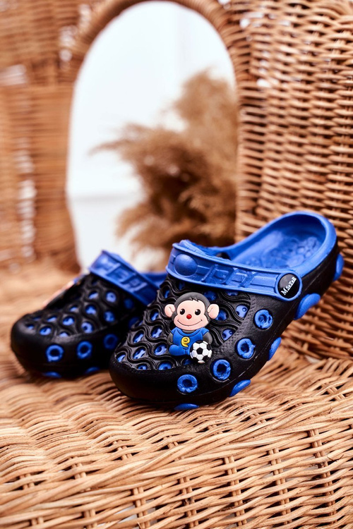 Klapki Dziecięce Piankowe Kroksy Czarne Małpka Footballer