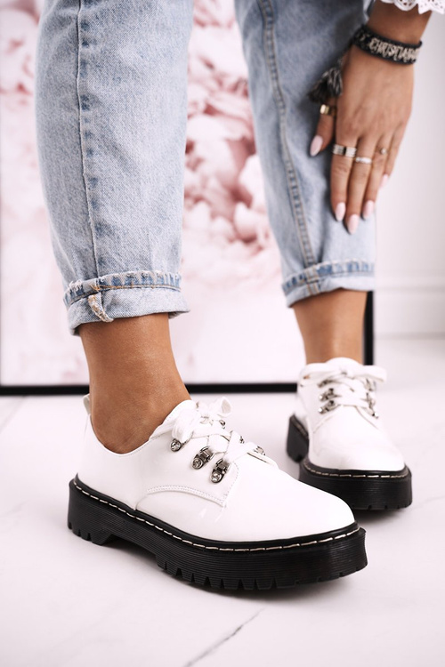 Damskie Półbuty Oxfordy Na Platformie S.Barski HX15 Lakierowane Białe