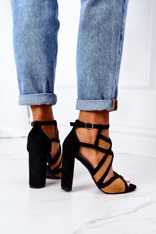 Zamszowe Sandały Na Słupku Camel Emolly