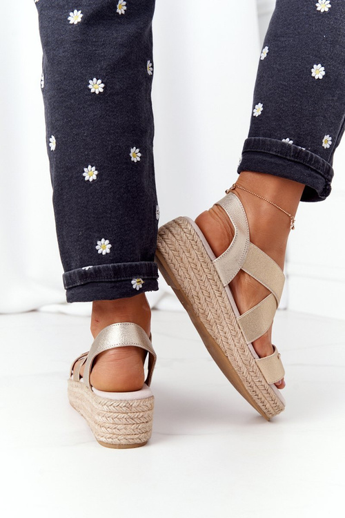 Sandały Na Koturnie Ze Ściągaczem Big Star HH274414 Złote