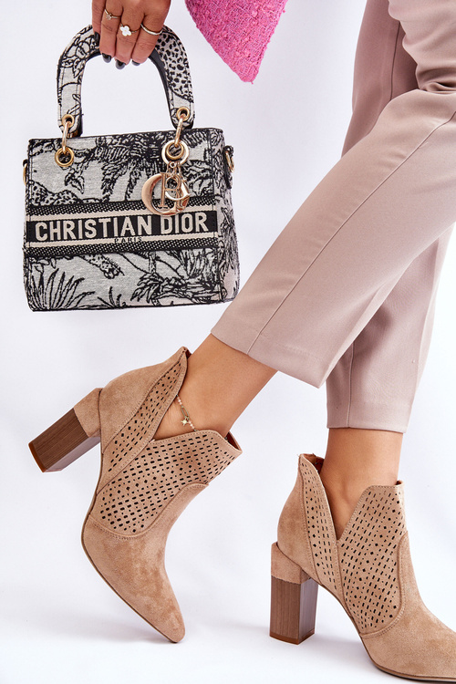 Modne Zamszowe Ażurowe Botki Na Obcasie Beżowe Genevi