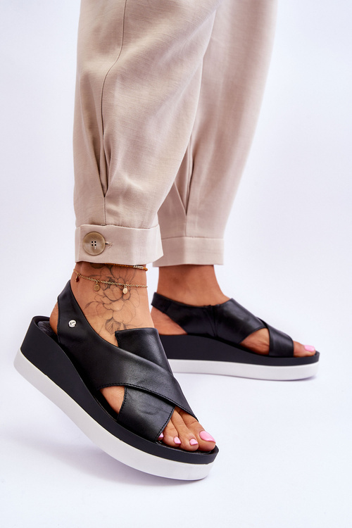 Skórzane Sandały Na Koturnie Czarne Morgan