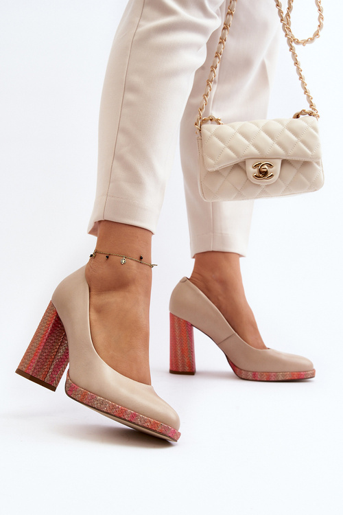 Czółenka Na Słupku Laura Messi 2746 Jasnobeżowe